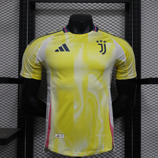 Juventus away 24/25